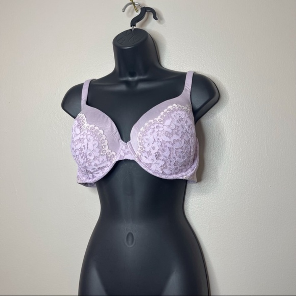 Victoria’s Secret 38D Lace Underwire Bra Padded Full Coverage Purple Floral